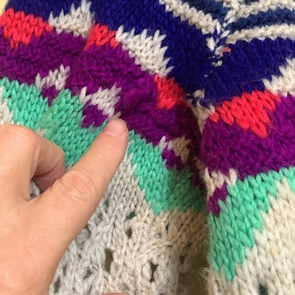 American Eagle Tribal Fair Isle Solid / Ooen Knit Boatneck Multicolor Sweater XL - Picture 14 of 17